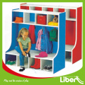 Mueble de juguetes para niños